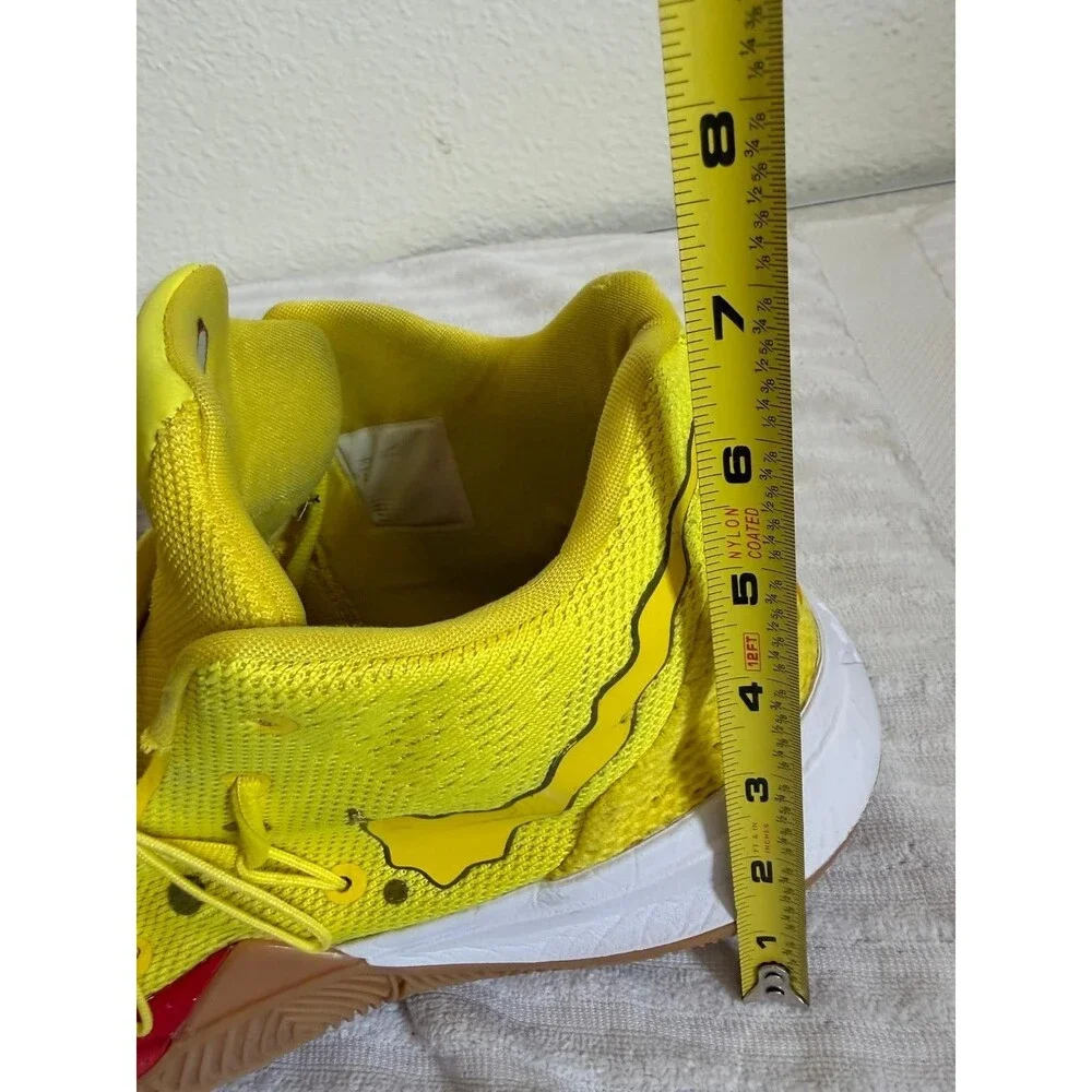 Nike Kyrie 5 Spongebob Squarepants Yellow Basketball Sneakers Mens Size USA 11